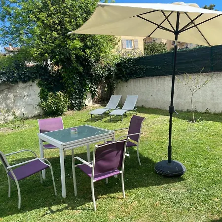 Climatise Avec Piscine Et Jardin * Villeneuve-Loubet
